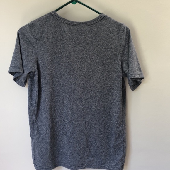 Nike Boys XL Gray Dri-FIT T-Shirt | Blue Swoosh Logo | Lightweight - Picture 8 of 10